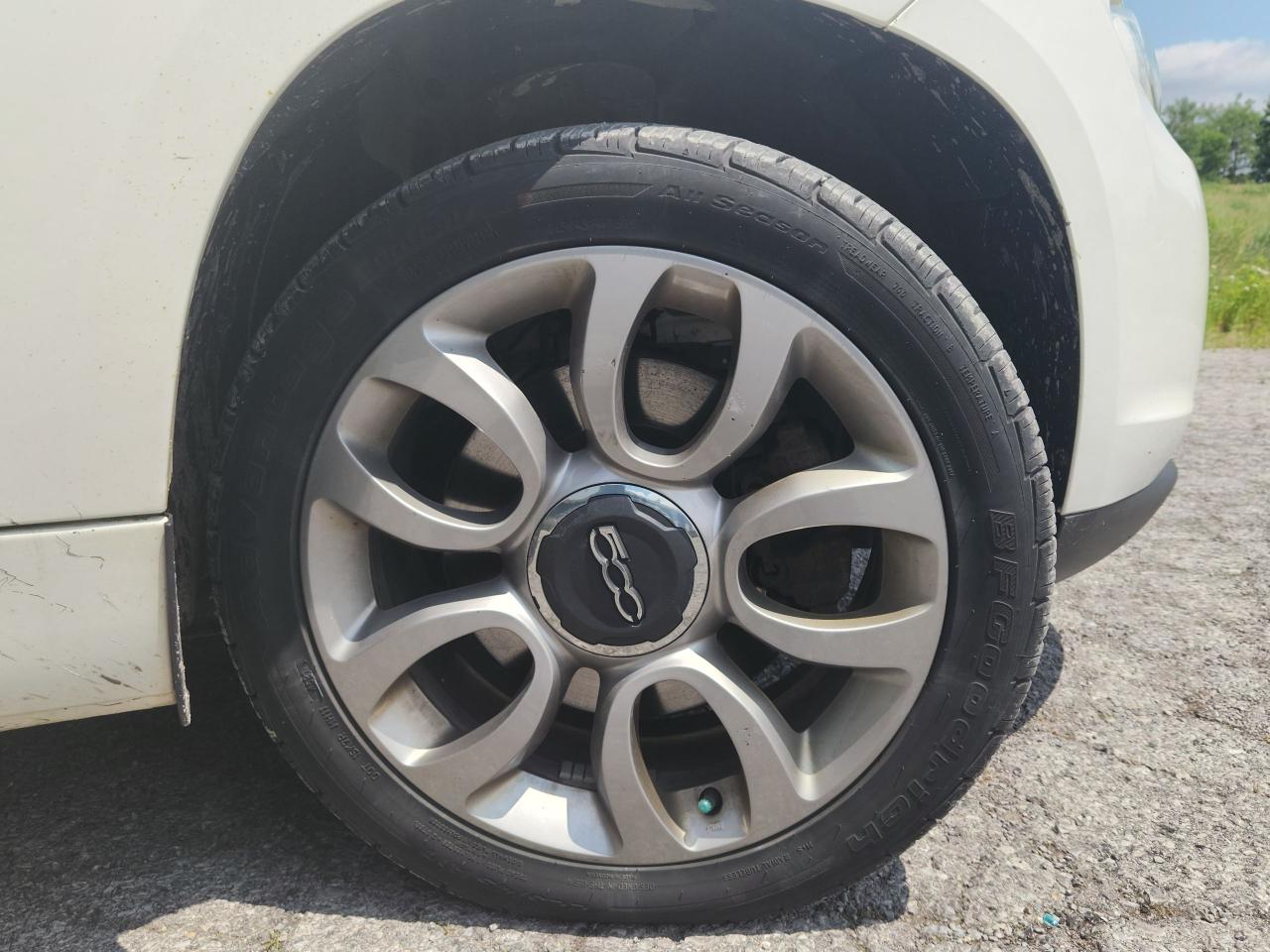 2015 Fiat 500L Lounge Photo3