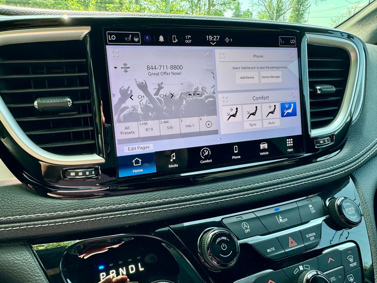 2022 Chrysler Pacifica Touring S AWD "Weekend Edition" - Photo #35