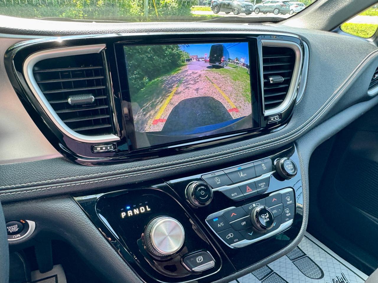 2022 Chrysler Pacifica Touring S AWD "Weekend Edition" - Photo #33