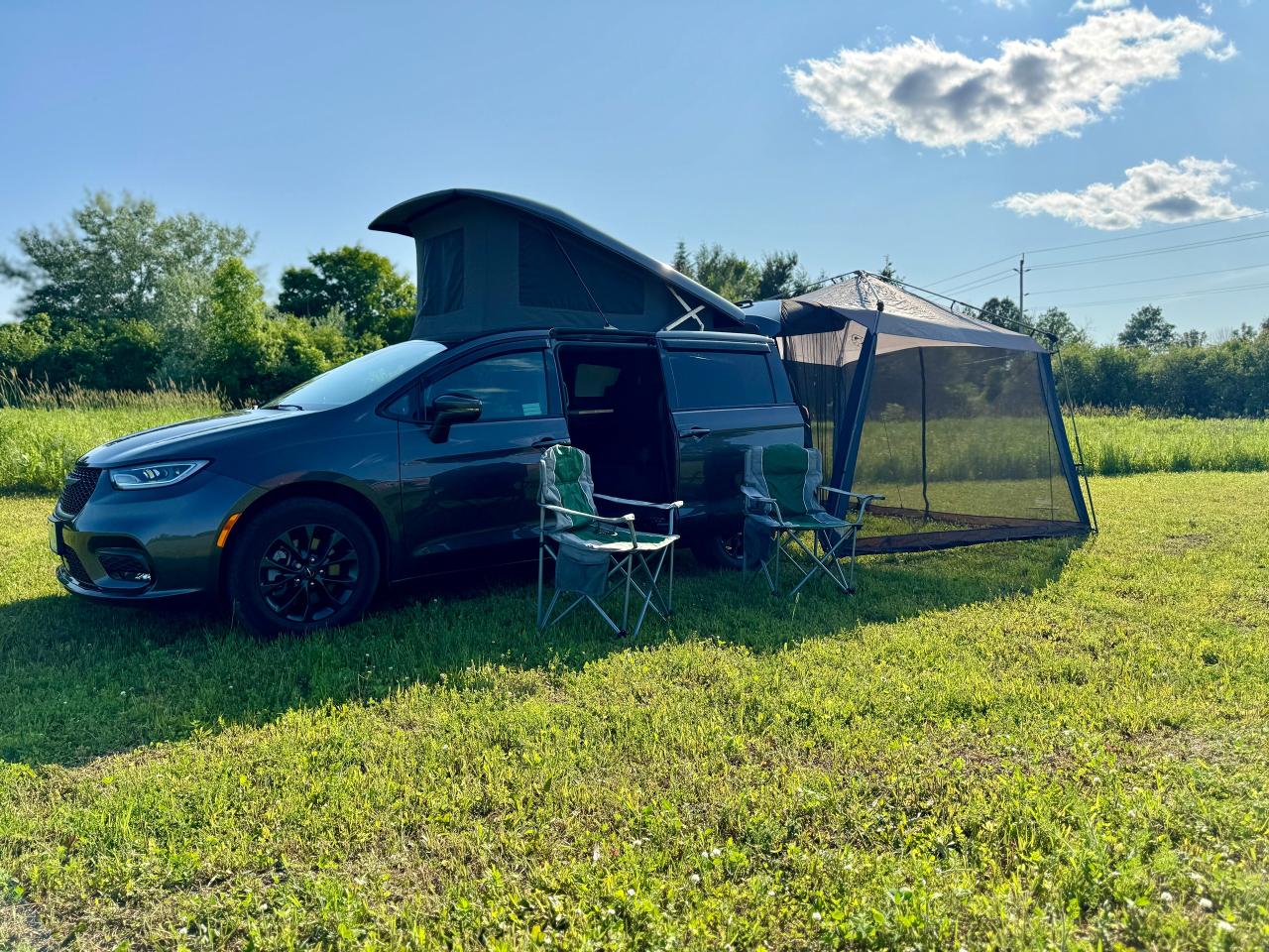2022 Chrysler Pacifica Touring S AWD "Weekend Edition" - Photo #37