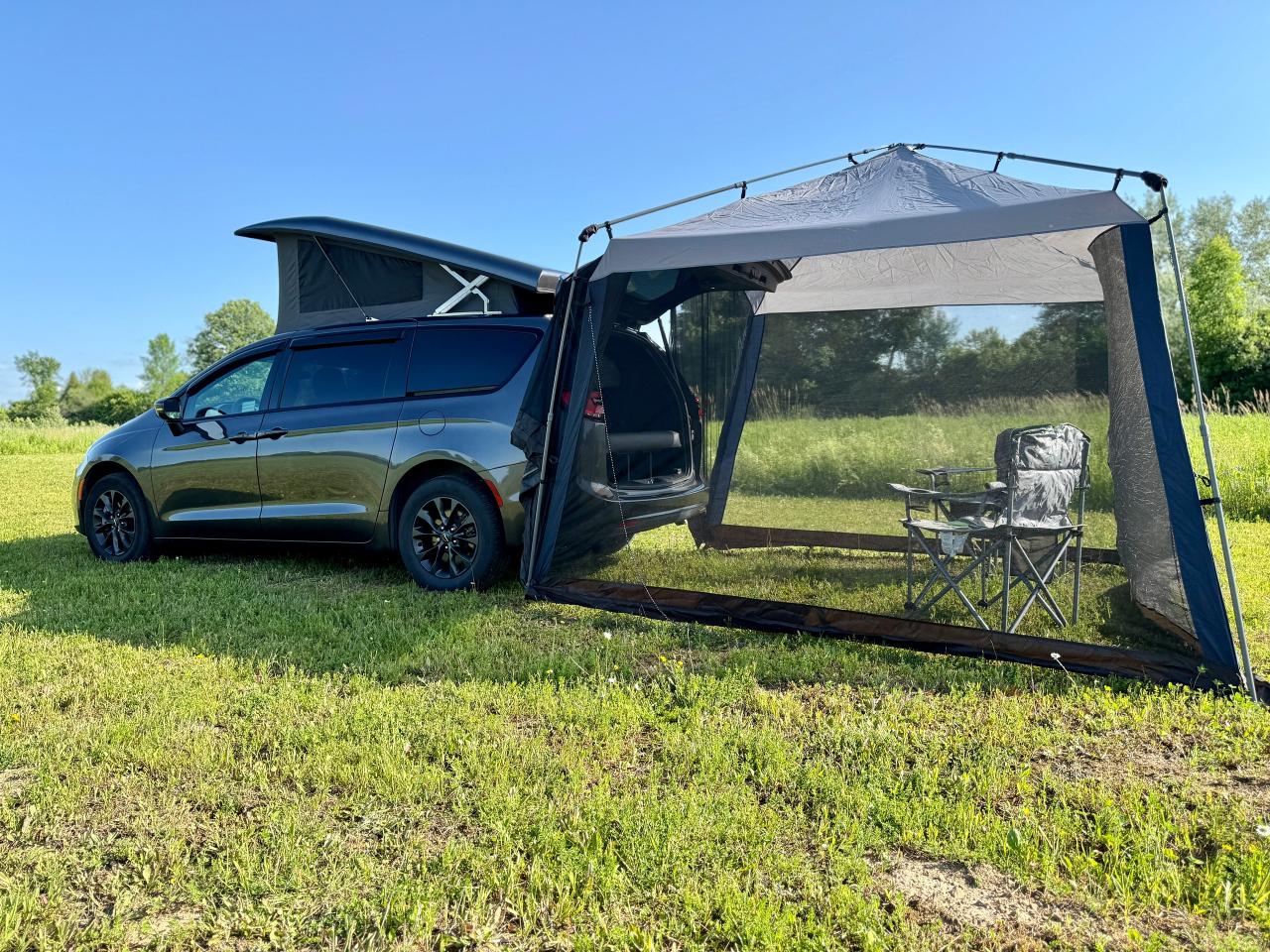 2022 Chrysler Pacifica Touring S AWD "Weekend Edition" - Photo #38