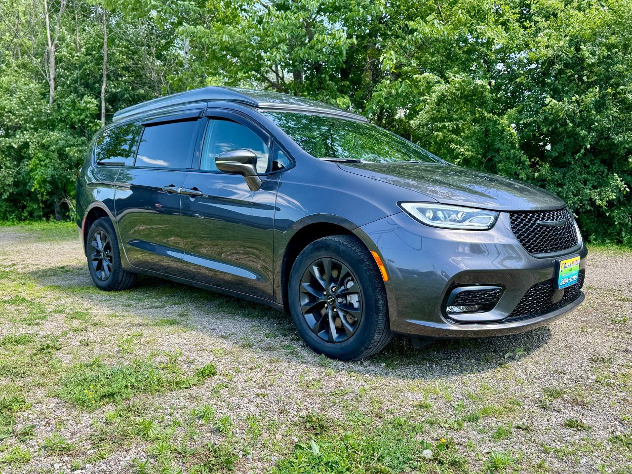 2022 Chrysler Pacifica Touring S AWD "Weekend Edition" - Photo #2