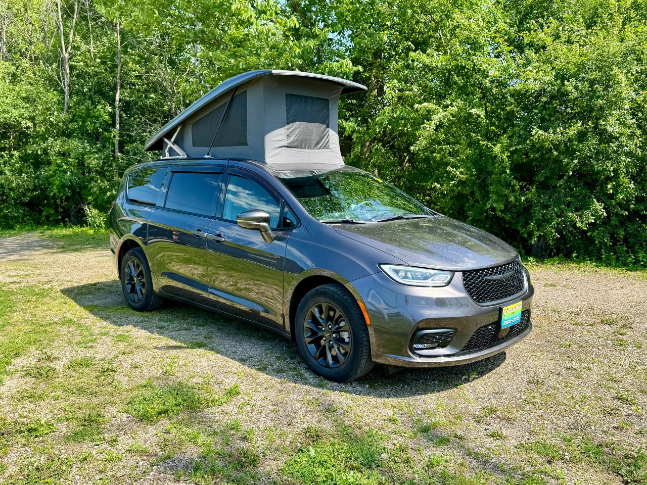 Used 2022 Chrysler Pacifica Touring S AWD 