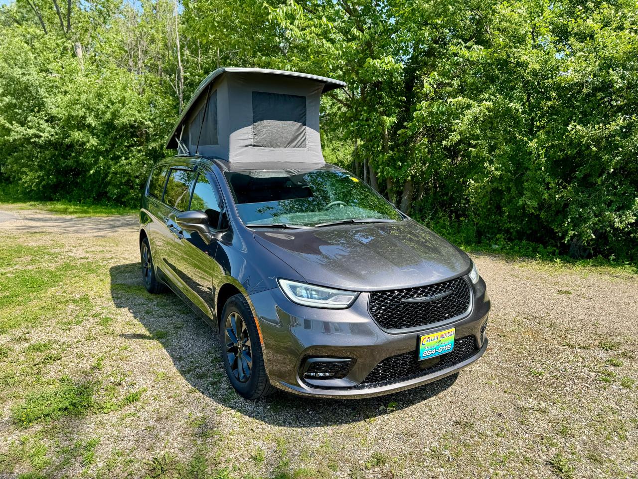 2022 Chrysler Pacifica Touring S AWD "Weekend Edition" - Photo #15