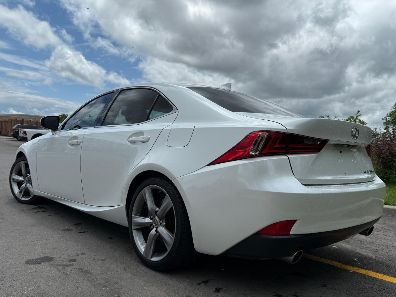 2015 Lexus IS 350 AWD *SAFETY INCL*FINANCING AVAIL*MINT* - Photo #3