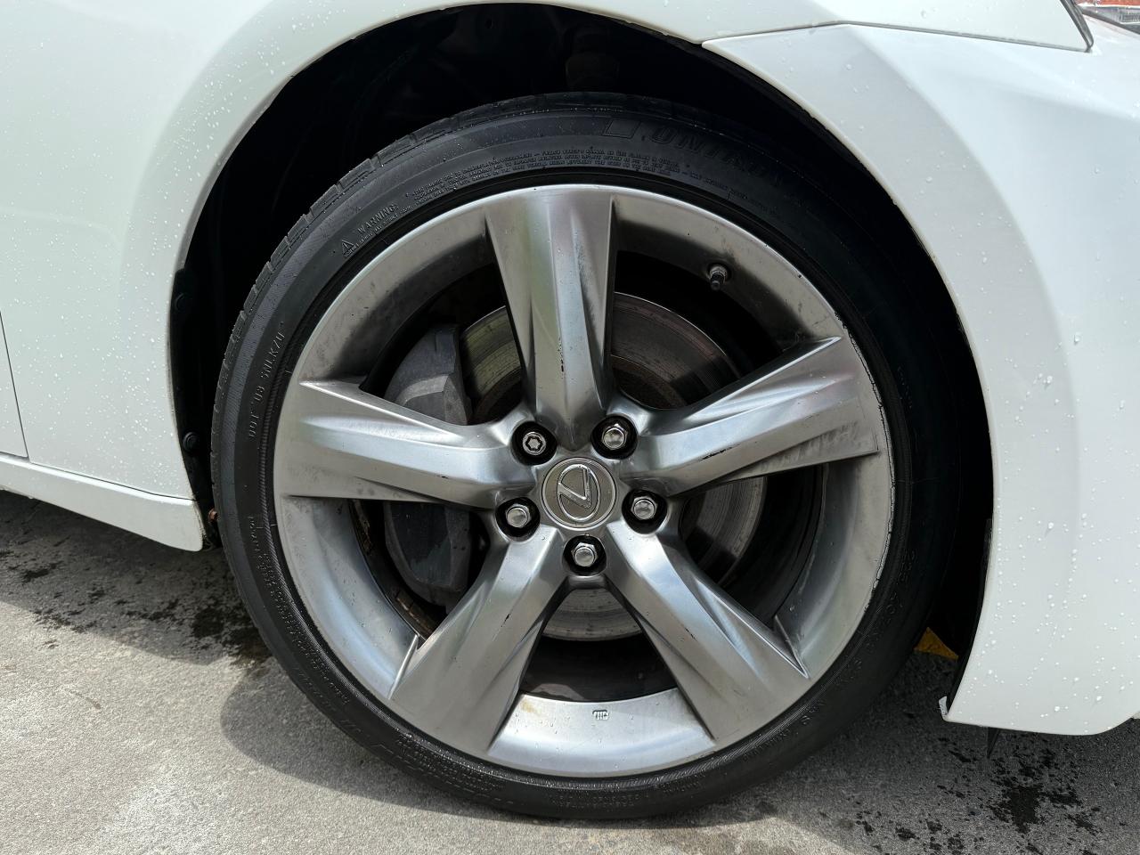 2015 Lexus IS 350 AWD *SAFETY INCL*FINANCING AVAIL*MINT* - Photo #7