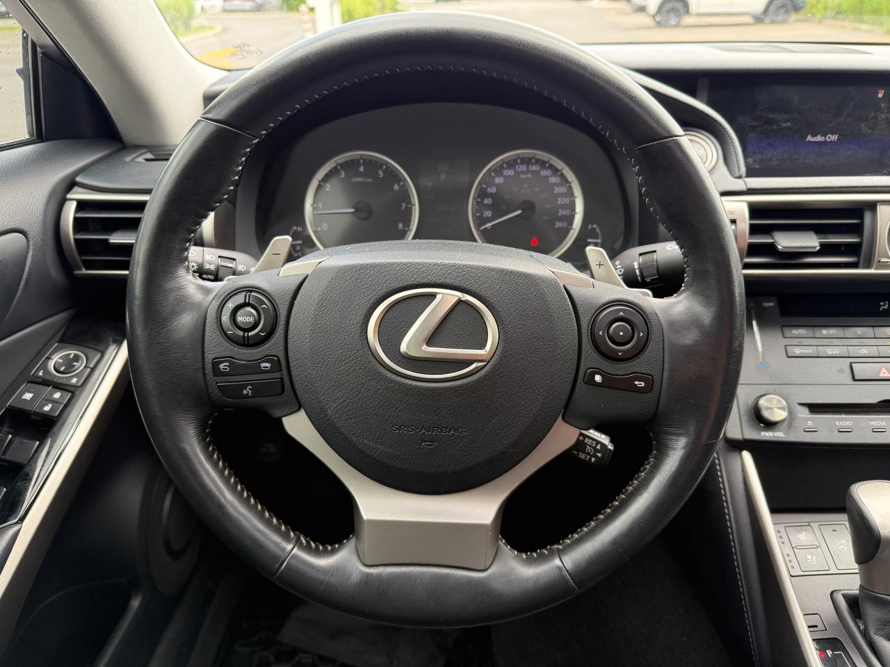 2015 Lexus IS 350 AWD *SAFETY INCL*FINANCING AVAIL*MINT* - Photo #9