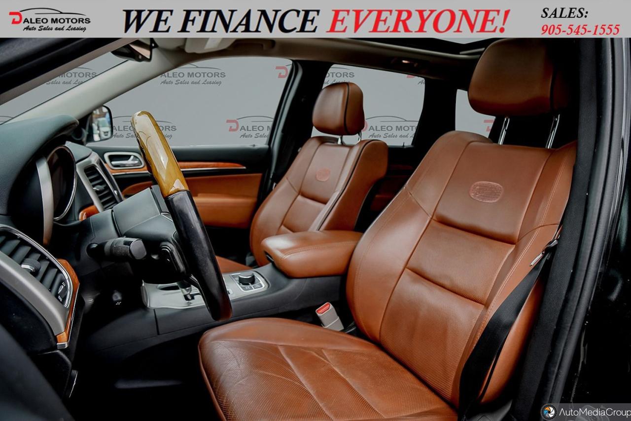 2012 Jeep Grand Cherokee Overland / SUNROOF / LTHR / WOODTRIM / B.CAM / 4X4
