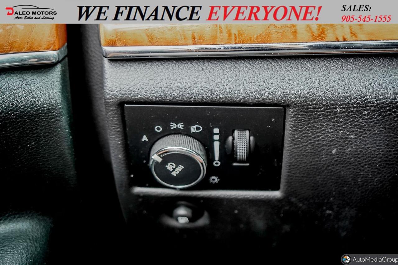 2012 Jeep Grand Cherokee Overland / SUNROOF / LTHR / WOODTRIM / B.CAM / 4X4