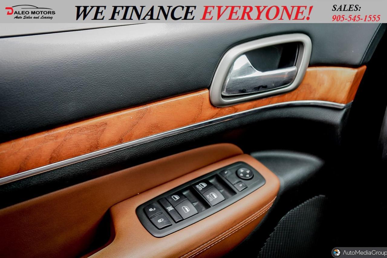 2012 Jeep Grand Cherokee Overland / SUNROOF / LTHR / WOODTRIM / B.CAM / 4X4