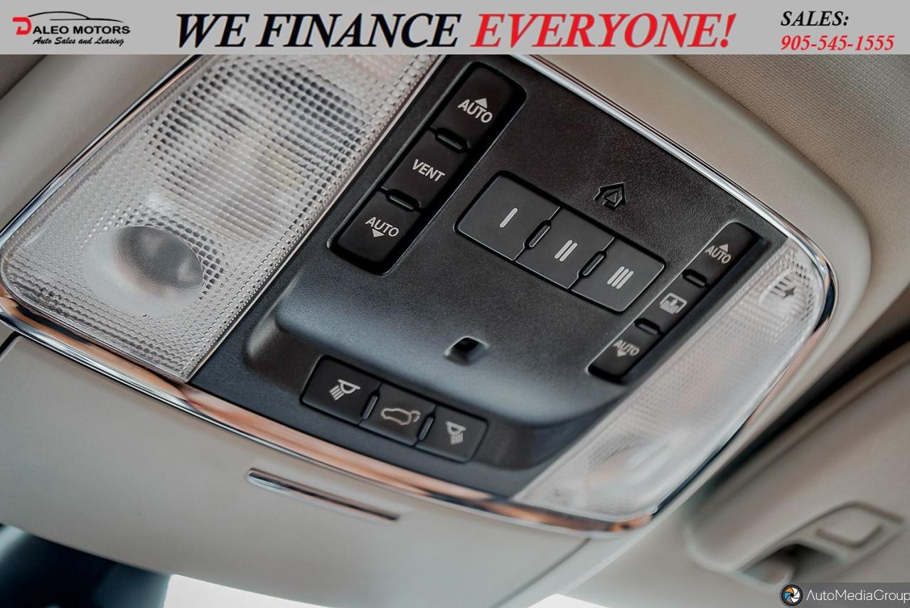2012 Jeep Grand Cherokee Overland / SUNROOF / LTHR / WOODTRIM / B.CAM / 4X4
