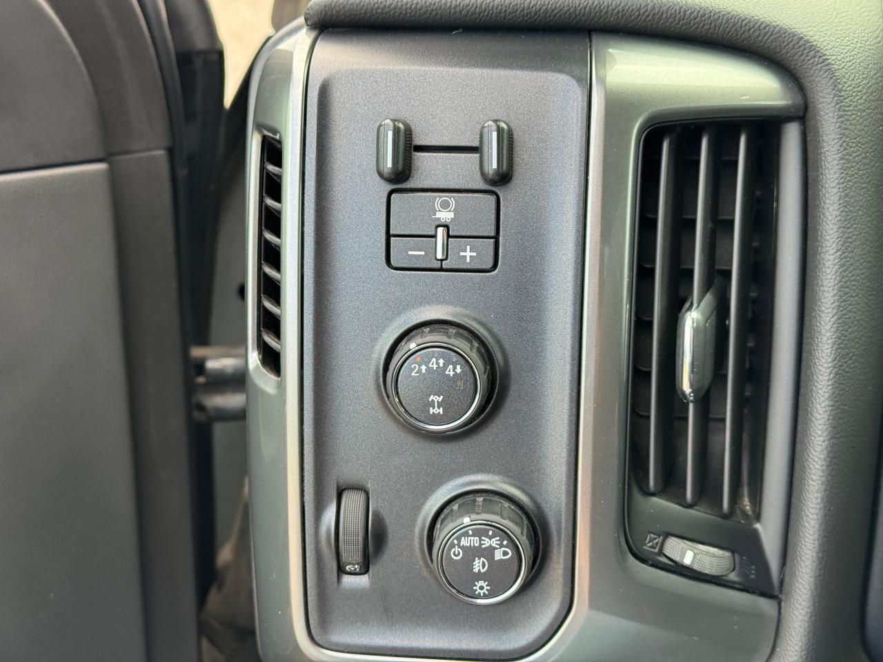 2019 Chevrolet Silverado 2500 LT **LOTS OF SERVICE RECORDS** - Photo #27