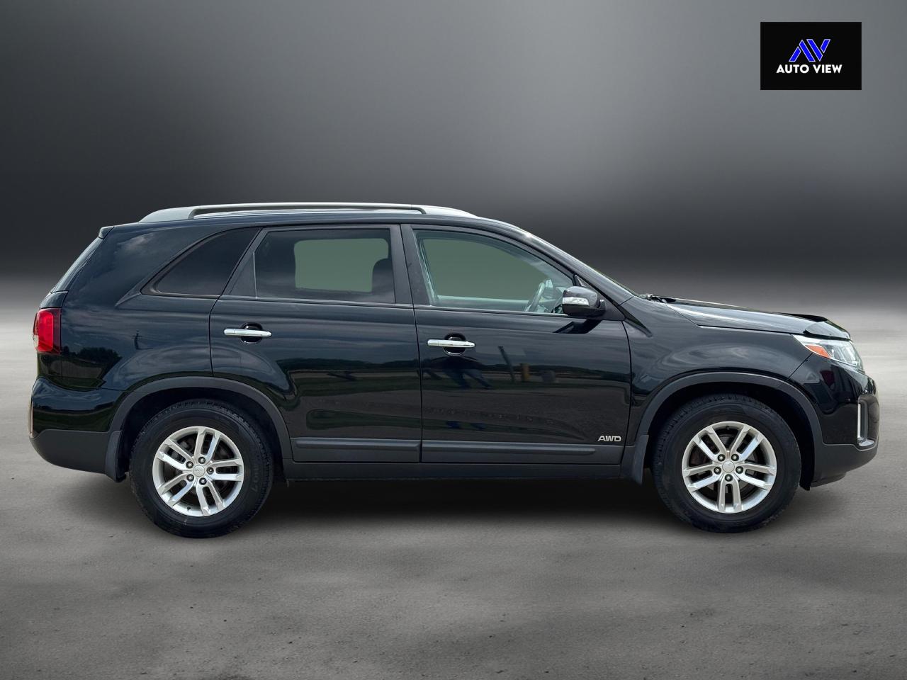 2015 Kia Sorento LX **VERY WELL SERVICED** - Photo #4