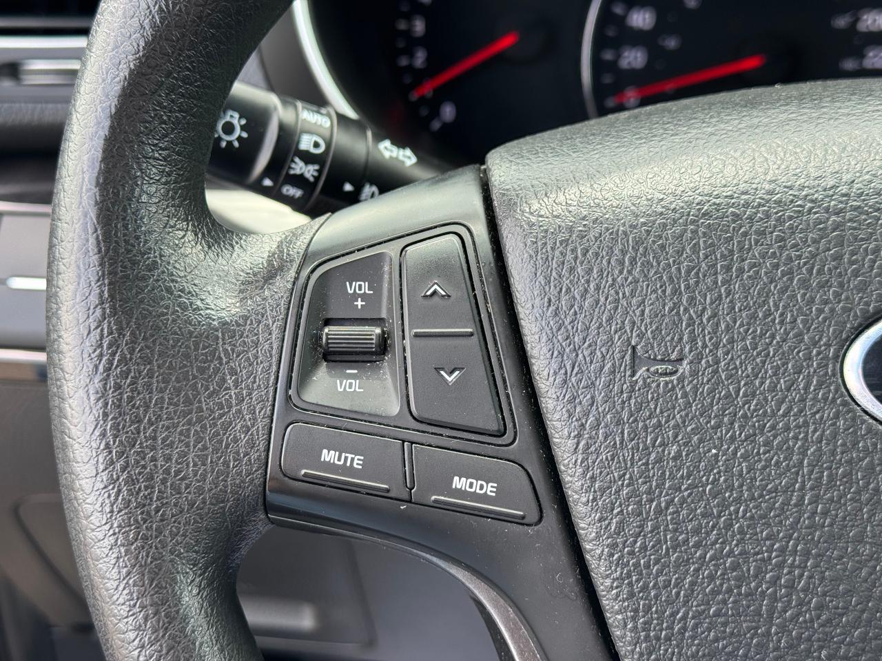 2015 Kia Sorento LX **VERY WELL SERVICED** - Photo #21