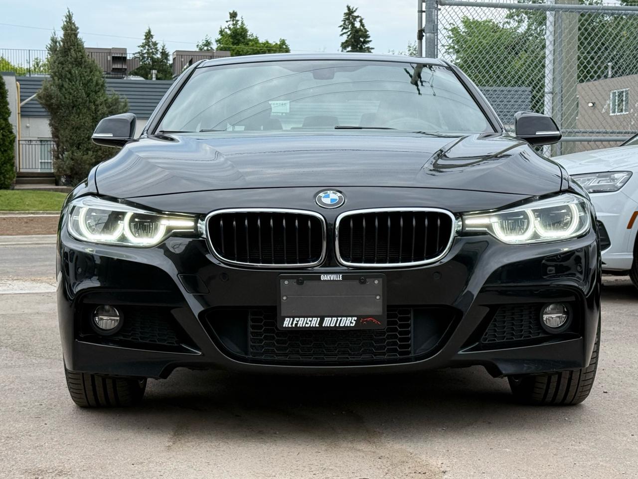 2017 BMW 3 Series 330i xDrive M-SPORT|NAVI|BACKUP - Photo #2