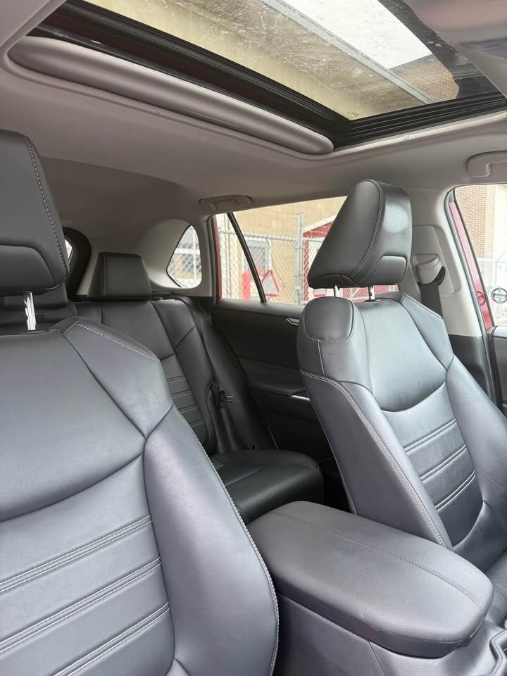 2020 Toyota RAV4 XLE - Photo #16