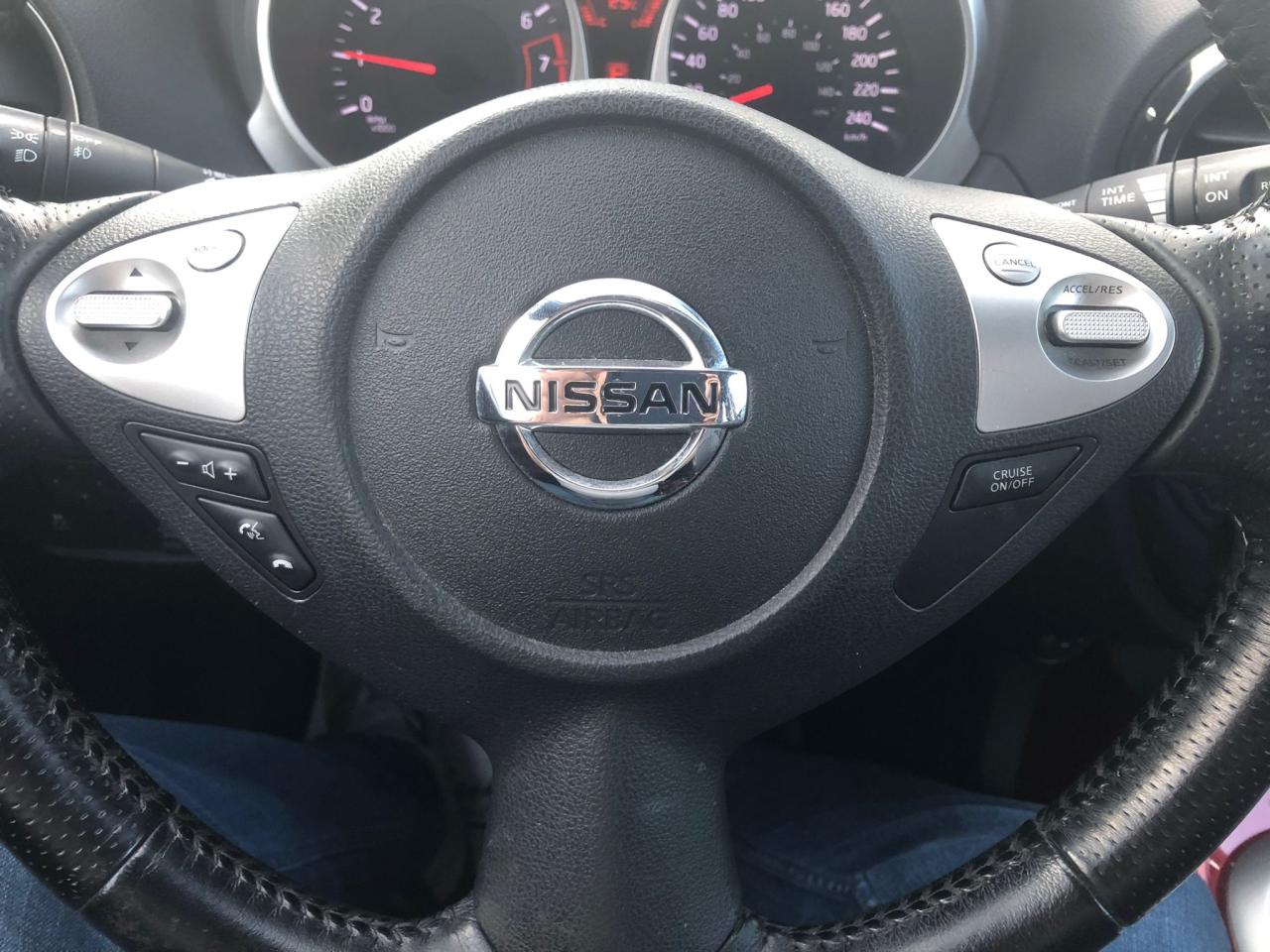 2014 Nissan Juke SL - Photo #12