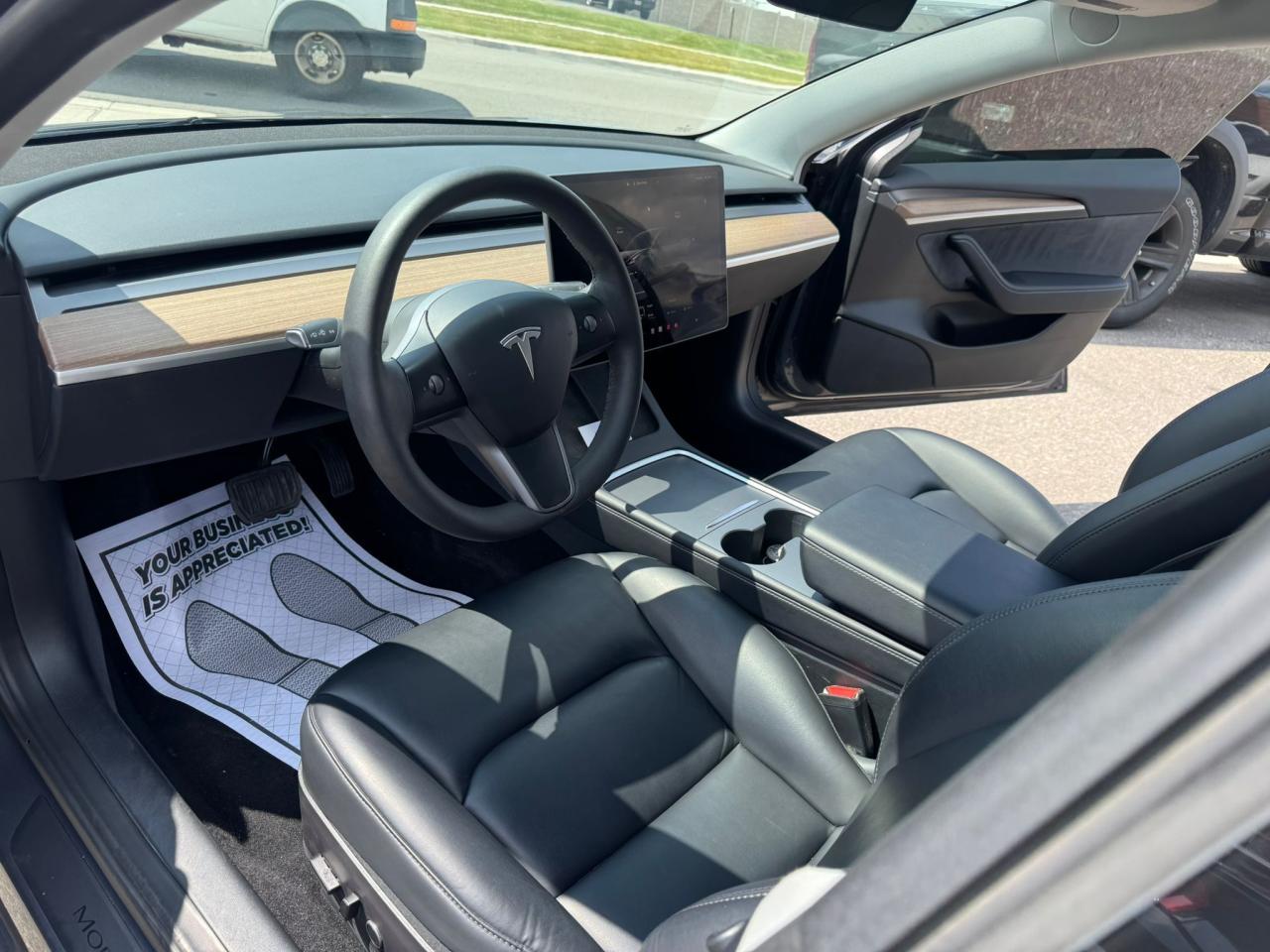 2022 Tesla Model 3 Standard Range - Photo #12
