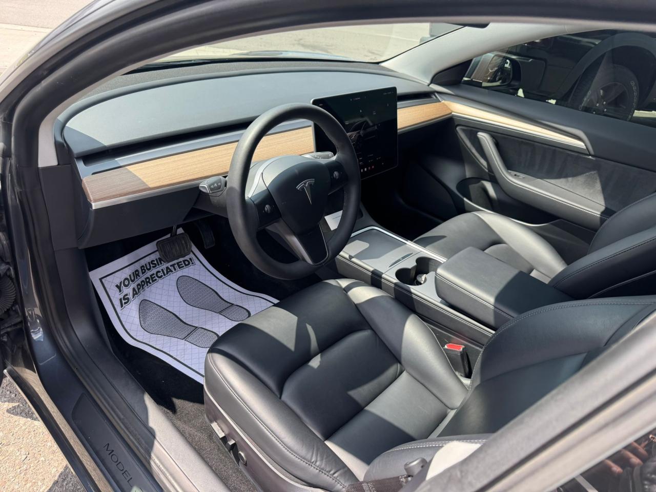 2022 Tesla Model 3 Standard Range - Photo #11