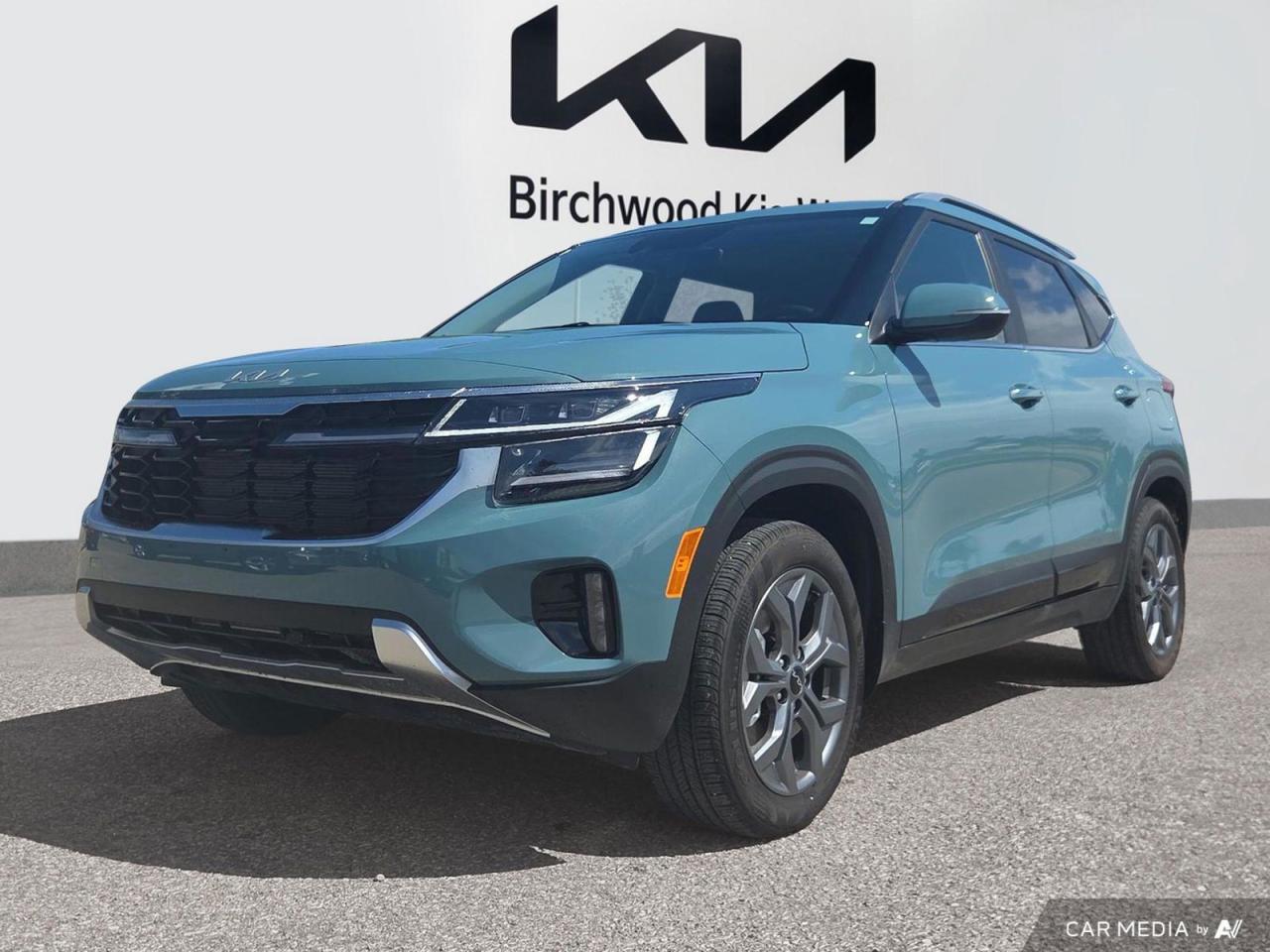Used 2025 Kia Seltos EX Previous Executive Demo | for sale in Winnipeg, MB