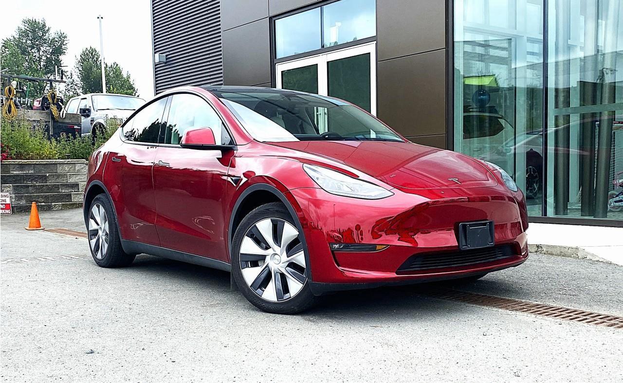 Used 2024 Tesla Model Y LONG RANGE for sale in Abbotsford, BC