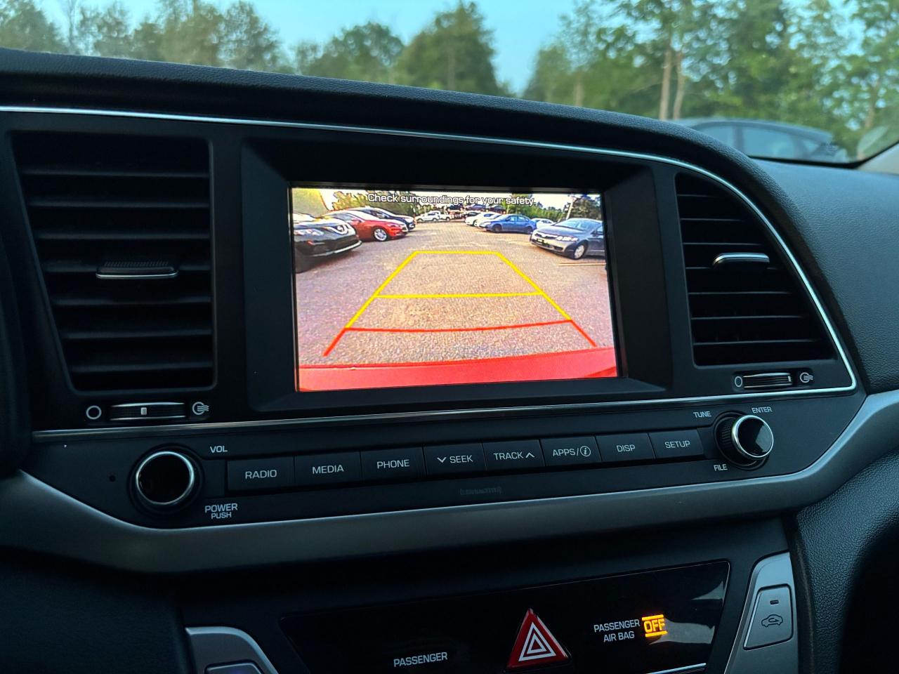 2017 Hyundai Elantra GL - Photo #14