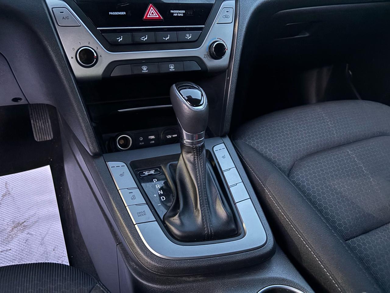 2017 Hyundai Elantra GL - Photo #13