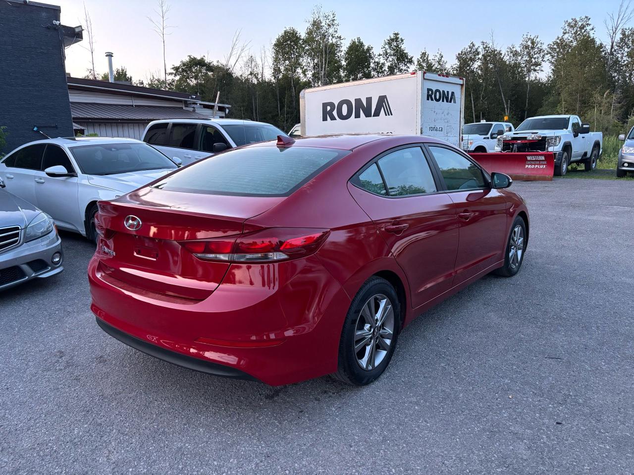 2017 Hyundai Elantra GL - Photo #7