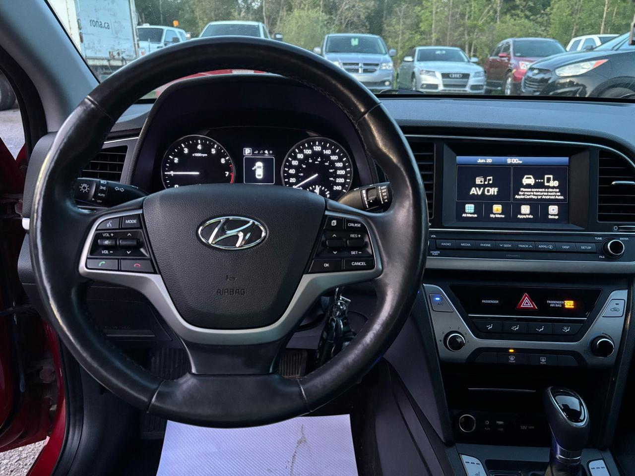 2017 Hyundai Elantra GL - Photo #11