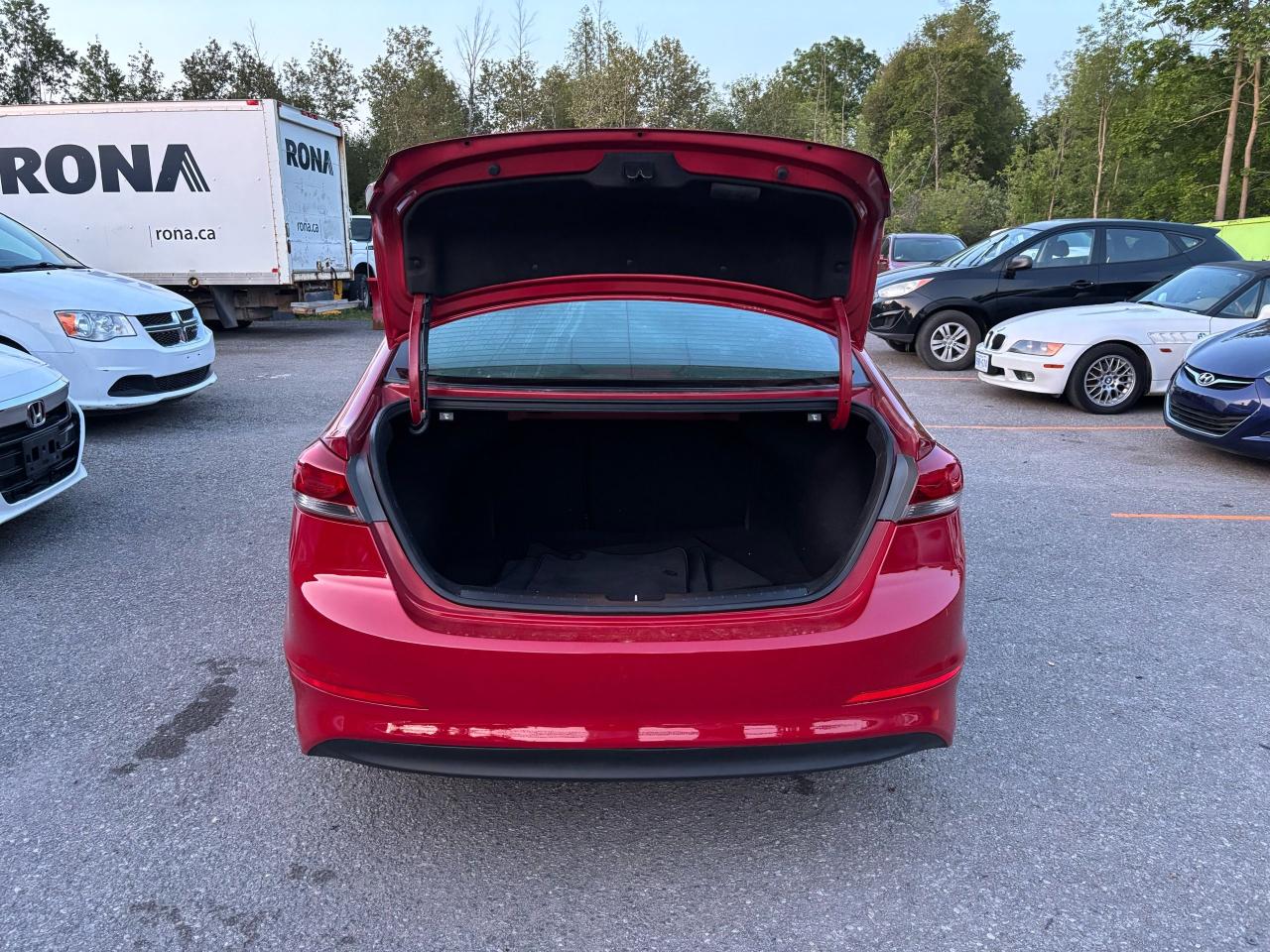 2017 Hyundai Elantra GL - Photo #6