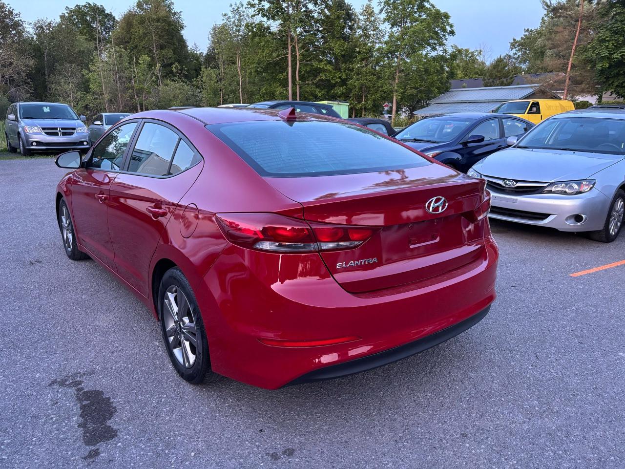 2017 Hyundai Elantra GL - Photo #4