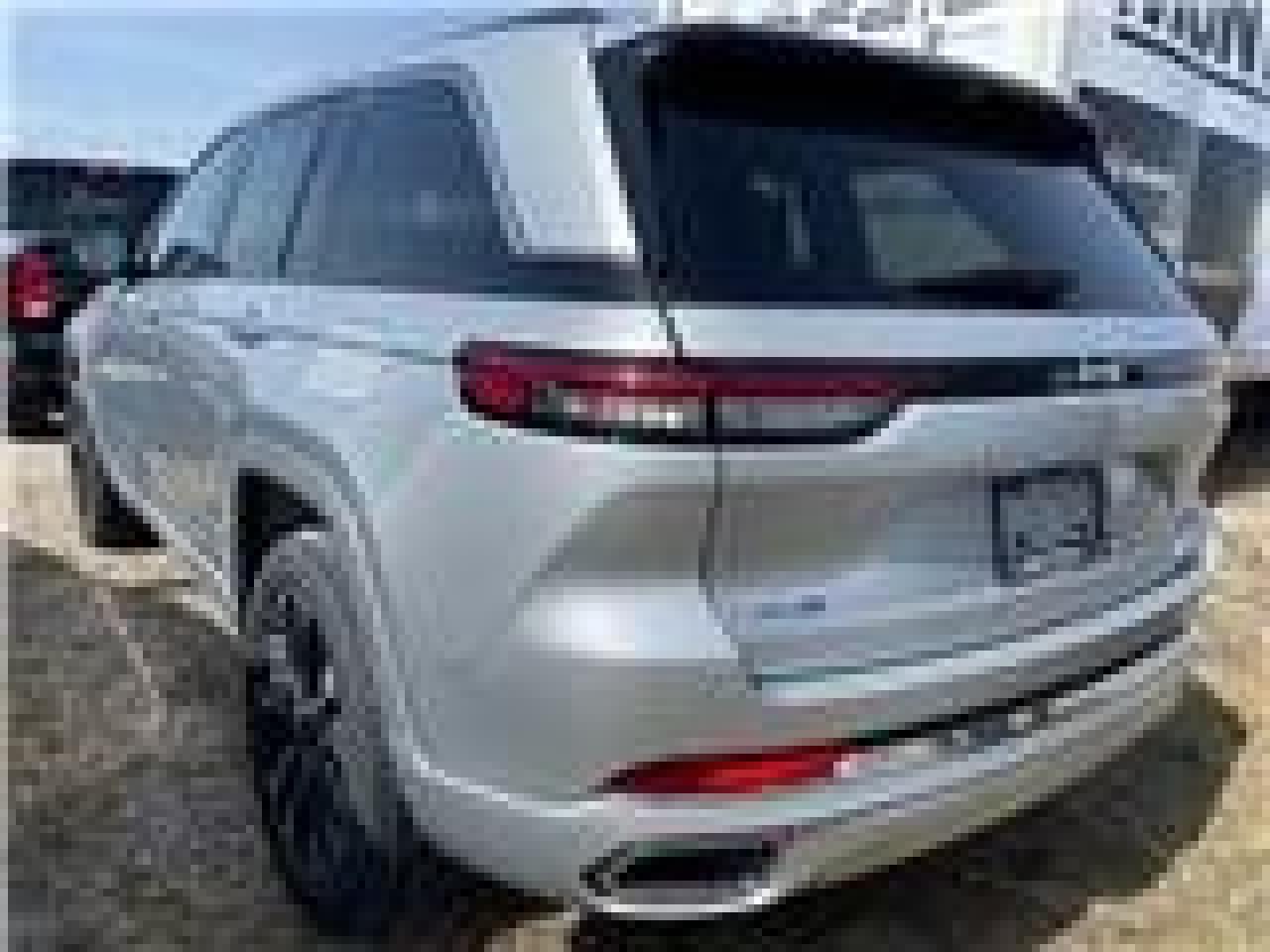 2023 Jeep Grand Cherokee 4xe Overland Photo