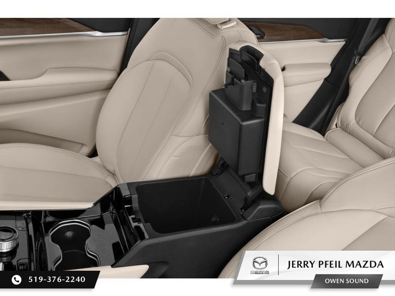 2023 Jeep Grand Cherokee 4xe Overland 4x4 Photo