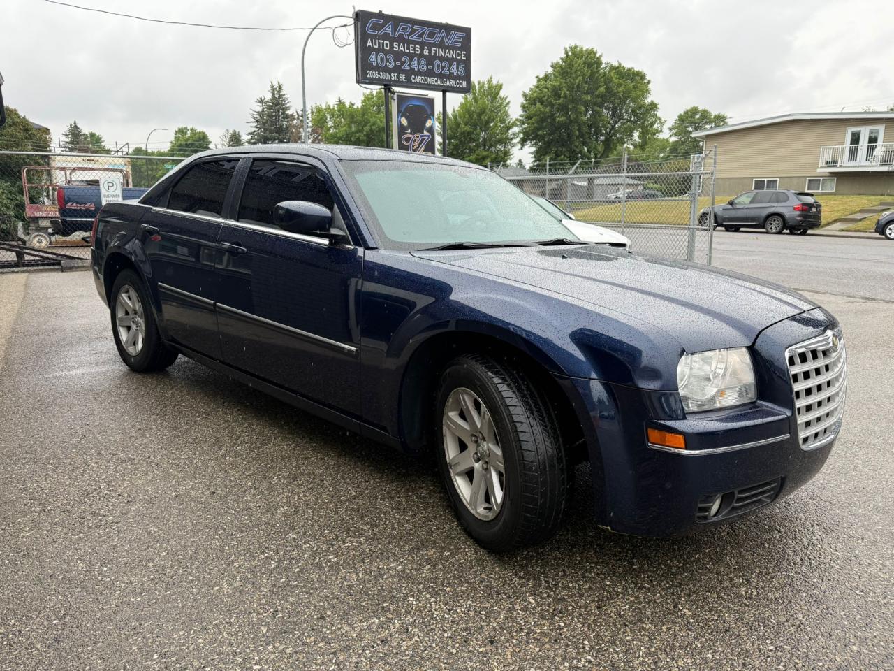 2006 Chrysler 300 Touring RWD - Photo #5