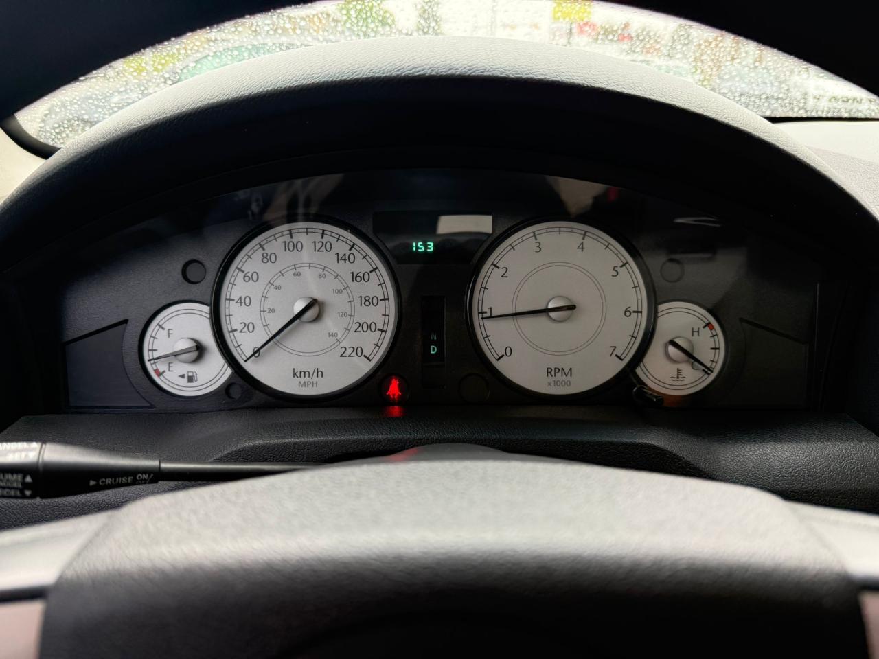 2006 Chrysler 300 Touring RWD - Photo #10