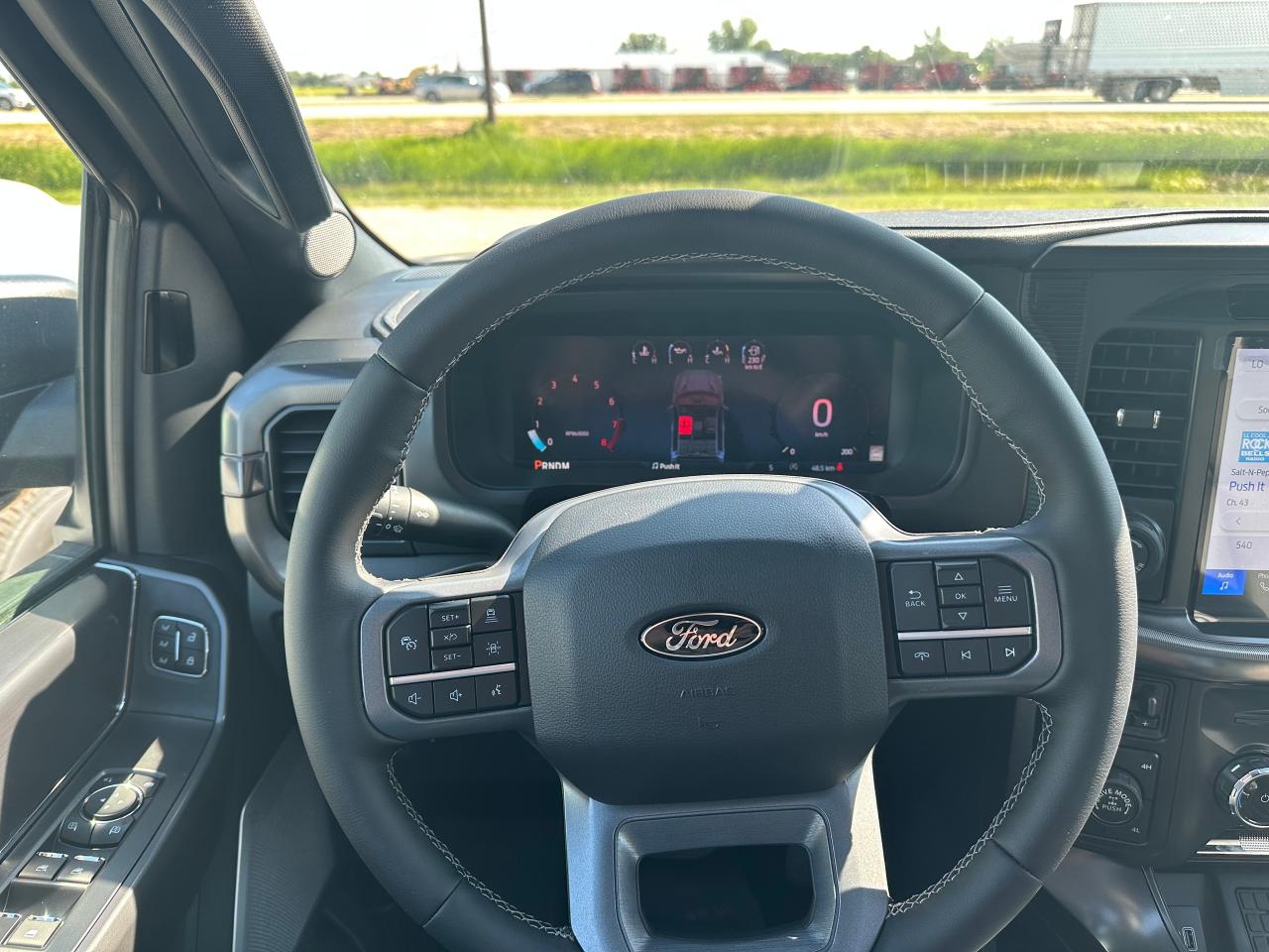 2025 Ford F-150 LARIAT 4WD SUPERCREW 5.5' BOX 502A Photo5