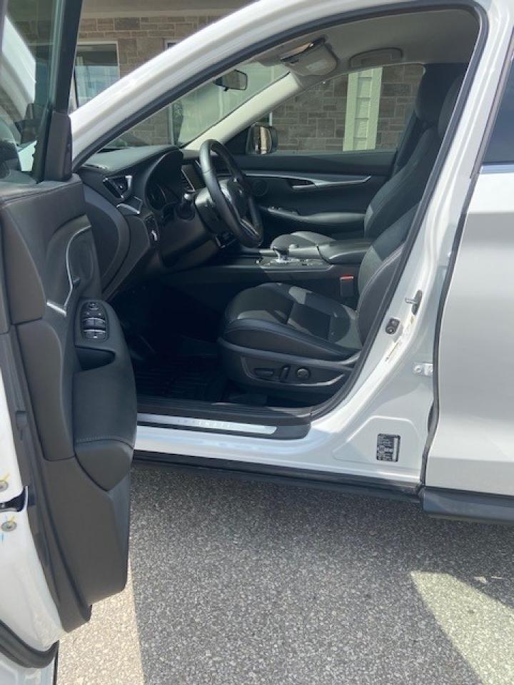 2020 Infiniti QX50 PURE Photo