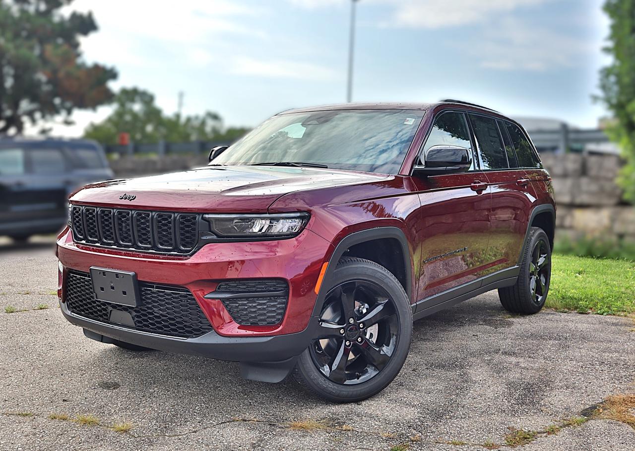 New 2025 Jeep Grand Cherokee ALTITUDE 4X4 for sale in Waterloo, ON