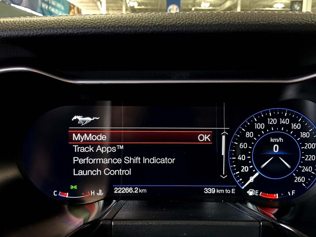 2019 Ford Mustang EcoBoostPremium|CONVERTIBLE|MANUAL|DIGITALDASH|RWD - Photo #31