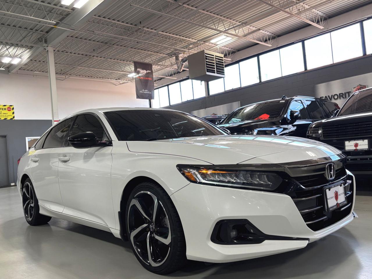 2021 Honda Accord Sedan Sport CVT|SUNROOF|ALLOYS|SAFETYTECH|BACKUPCAM|+++ - Photo #2