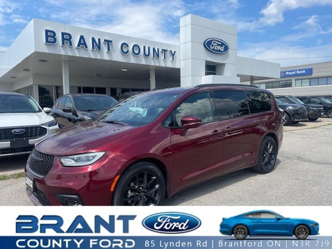 Used 2022 Chrysler Pacifica Limited for sale in Brantford, ON