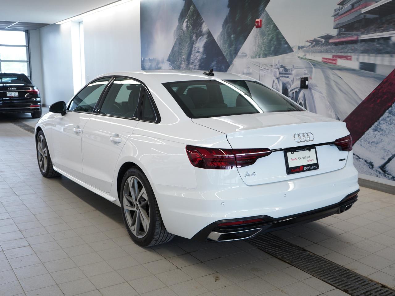 2025 Audi A4 2.0T Komfort + CarPlay | Black Optics Pkg Photo3