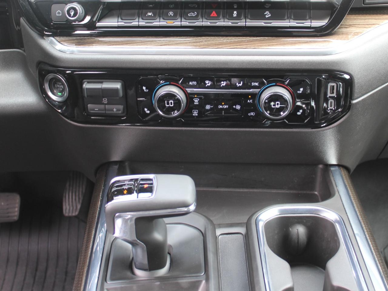 2024 Chevrolet Silverado 1500 5.3L Be the BOSS! Protection Pkg! Dark Essentials Photo