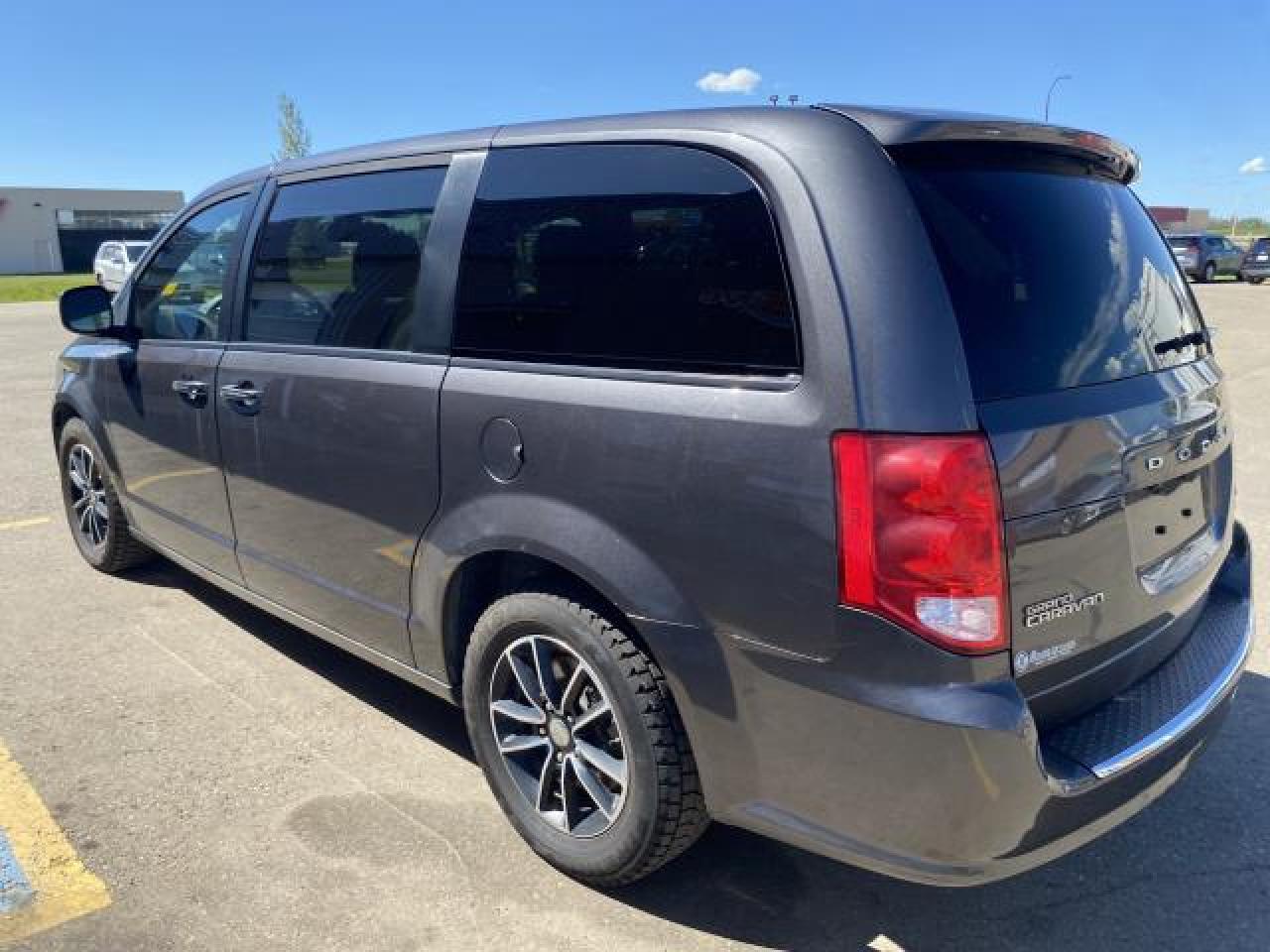 2019 Dodge Grand Caravan GT - Photo #4