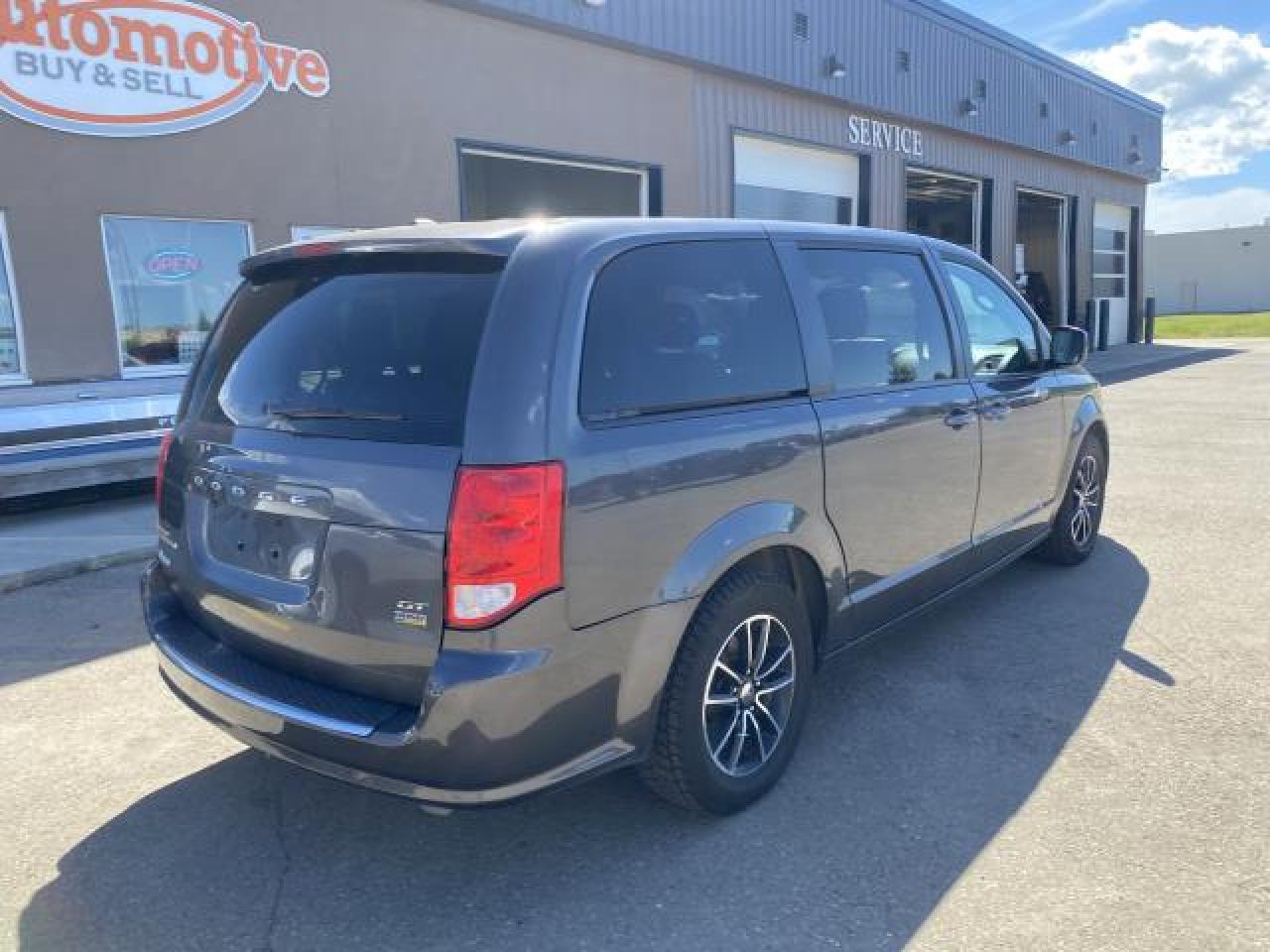 2019 Dodge Grand Caravan GT - Photo #2