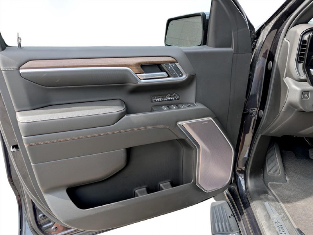 2022 Chevrolet Silverado 1500 High Country  **SMOKING DEAL** Photo