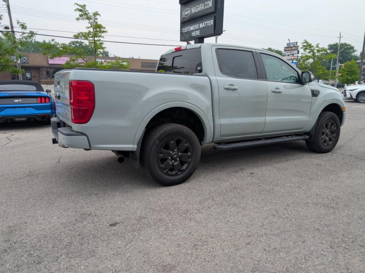 2021 Ford Ranger Lariat  **BLACK APPEARANCE PKG** Photo4