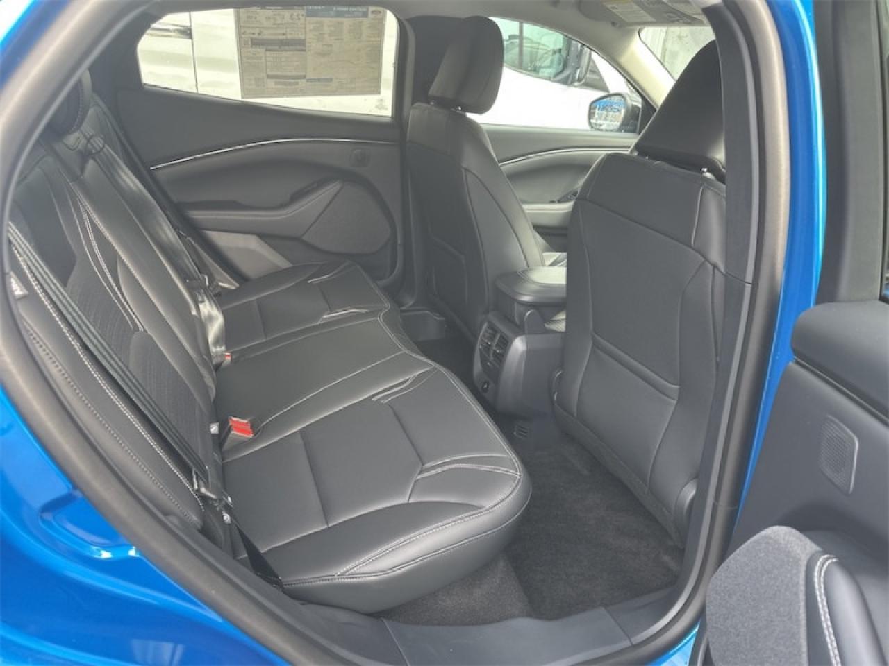 2025 Ford Mustang Mach-E Premium AWD Photo5