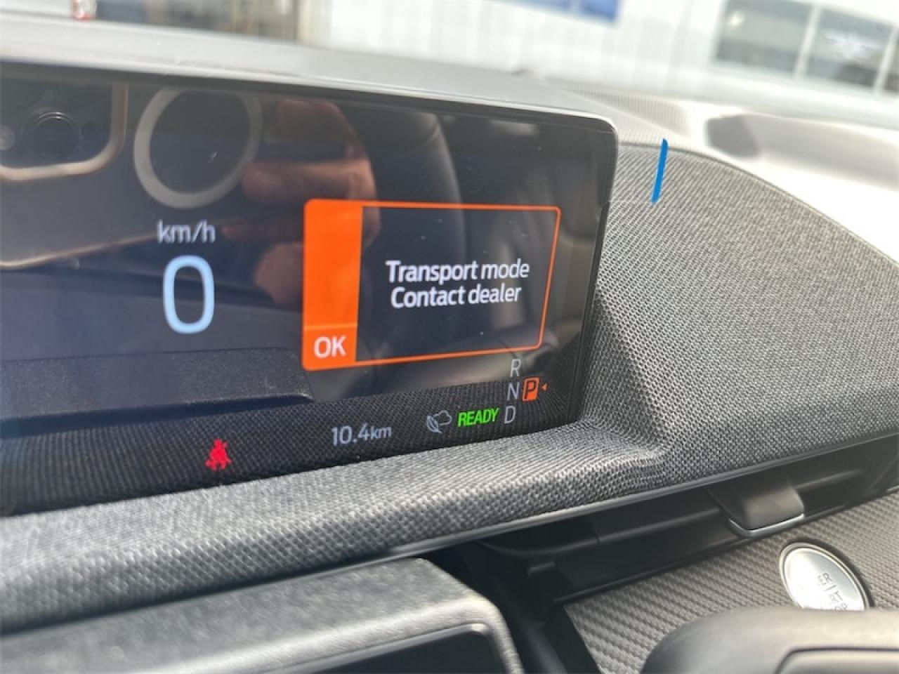 2025 Ford Mustang Mach-E Premium AWD Photo5