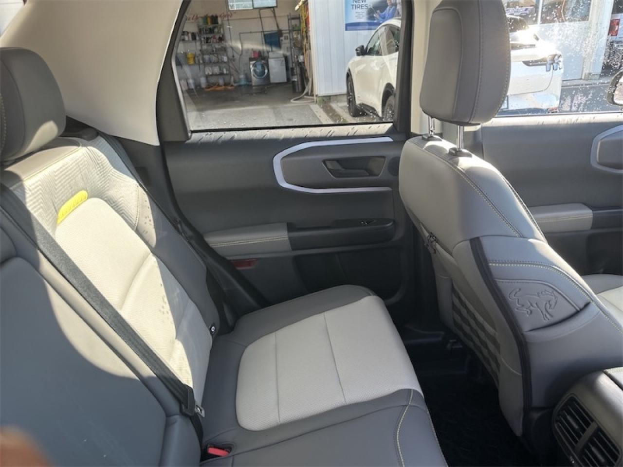 2025 Ford Bronco Sport Badlands  - Sunroof - Leather Seats Photo5